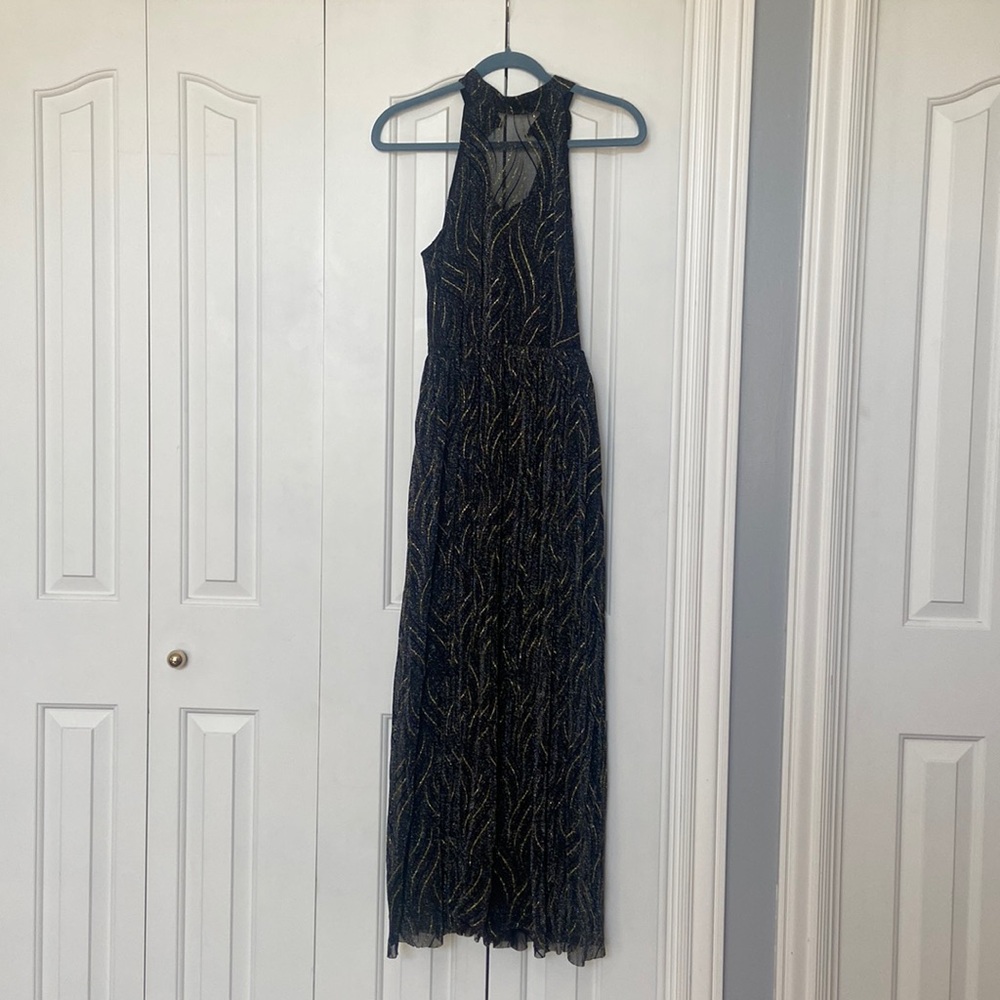 Gorgeous floor length halter top dress with a black lining